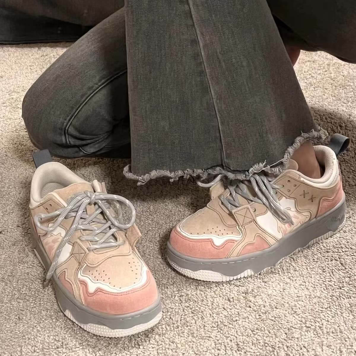 Style Core Aesthetics, New Style Trends Retro-Inspired Mixed Media Sneakers Style Core Aesthetics, New Style Trends Retro-Inspired Mixed Media Sneakers