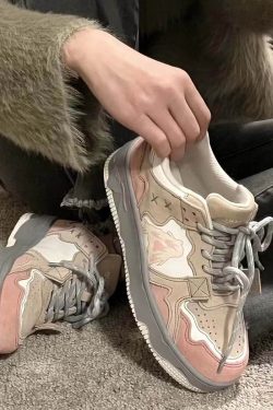 Style Core Aesthetics, New Style Trends Retro-Inspired Mixed Media Sneakers