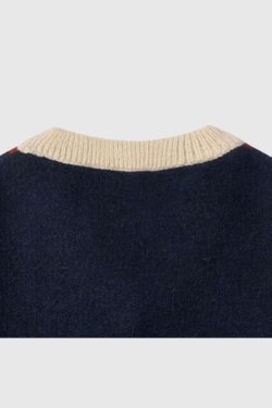 Style Core Aesthetics, New Style Trends Retro Striped V-Neck Sweater