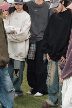 Style Core Aesthetics, New Style Trends Vintage Mountain Logo Fleece Sweatshirt